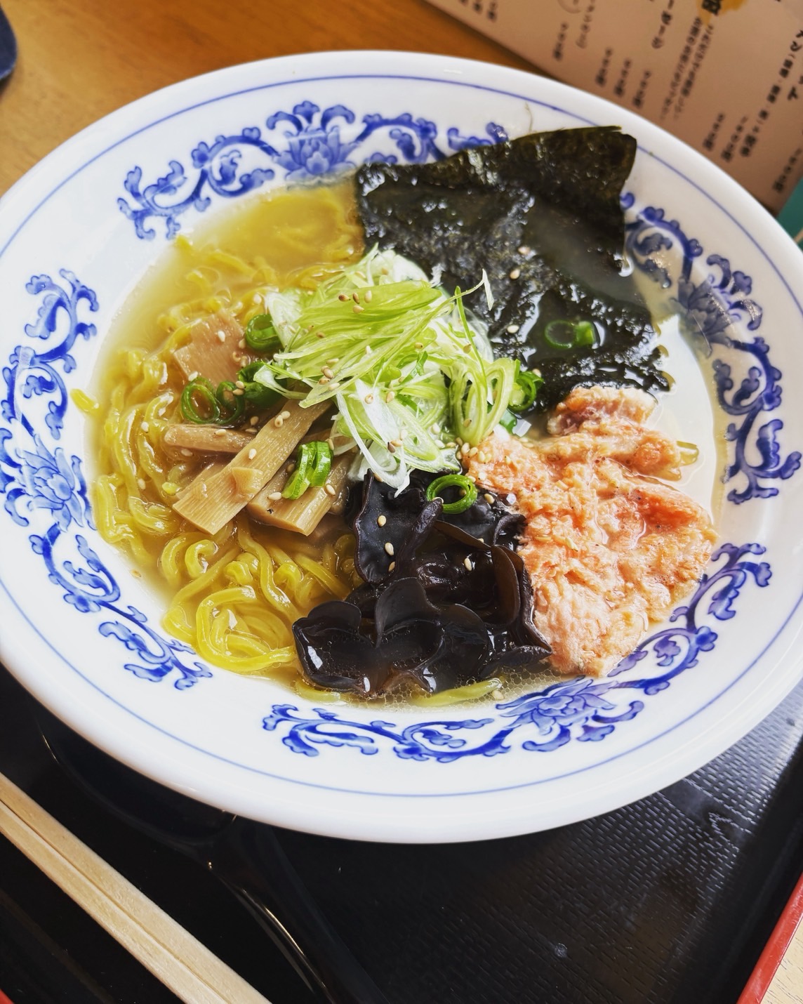 虹鱒アラ塩ラーメン